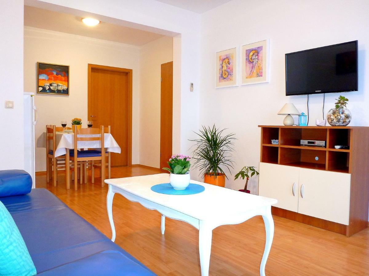 Apartments Rogulj Trogir Exterior photo
