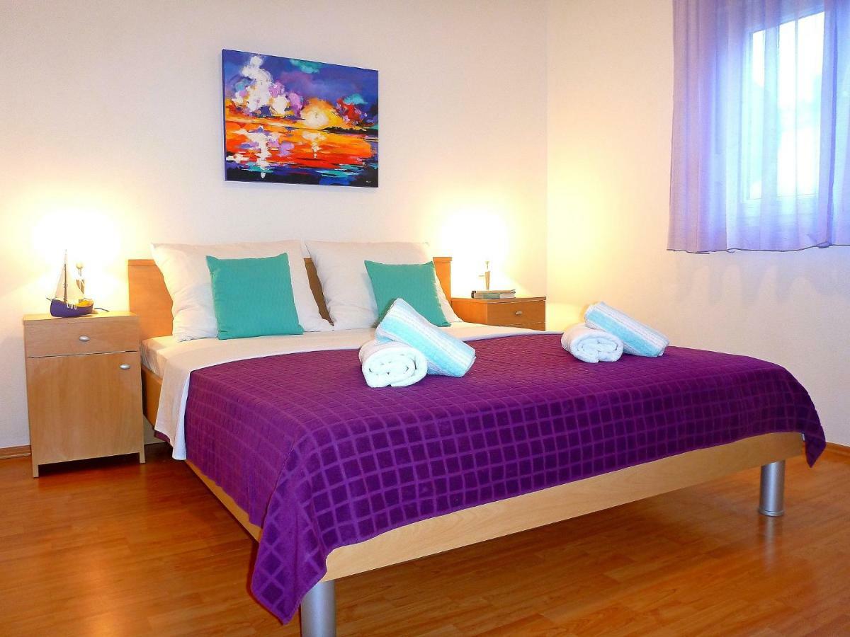 Apartments Rogulj Trogir Exterior photo